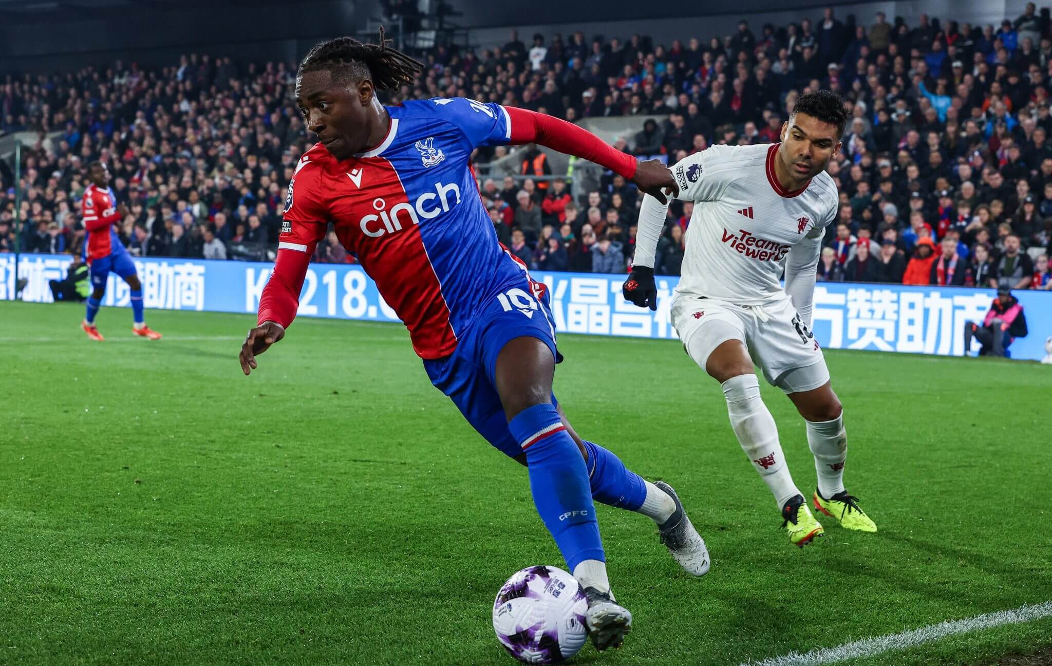 Harry Kane bị chỉ trích dữ dội sau thất bại của Bayern 2 Harry Kane “vô hình” trong 90 phút tại Villa Park